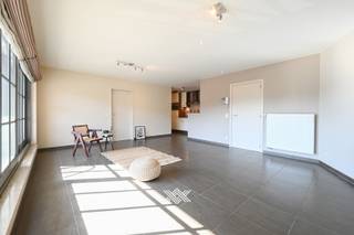 Dit appartement met één slaapkamer is gelegen op het eerste verdiep van residentie Canteclaer. Het appartement van 72 m² beschikt over een...