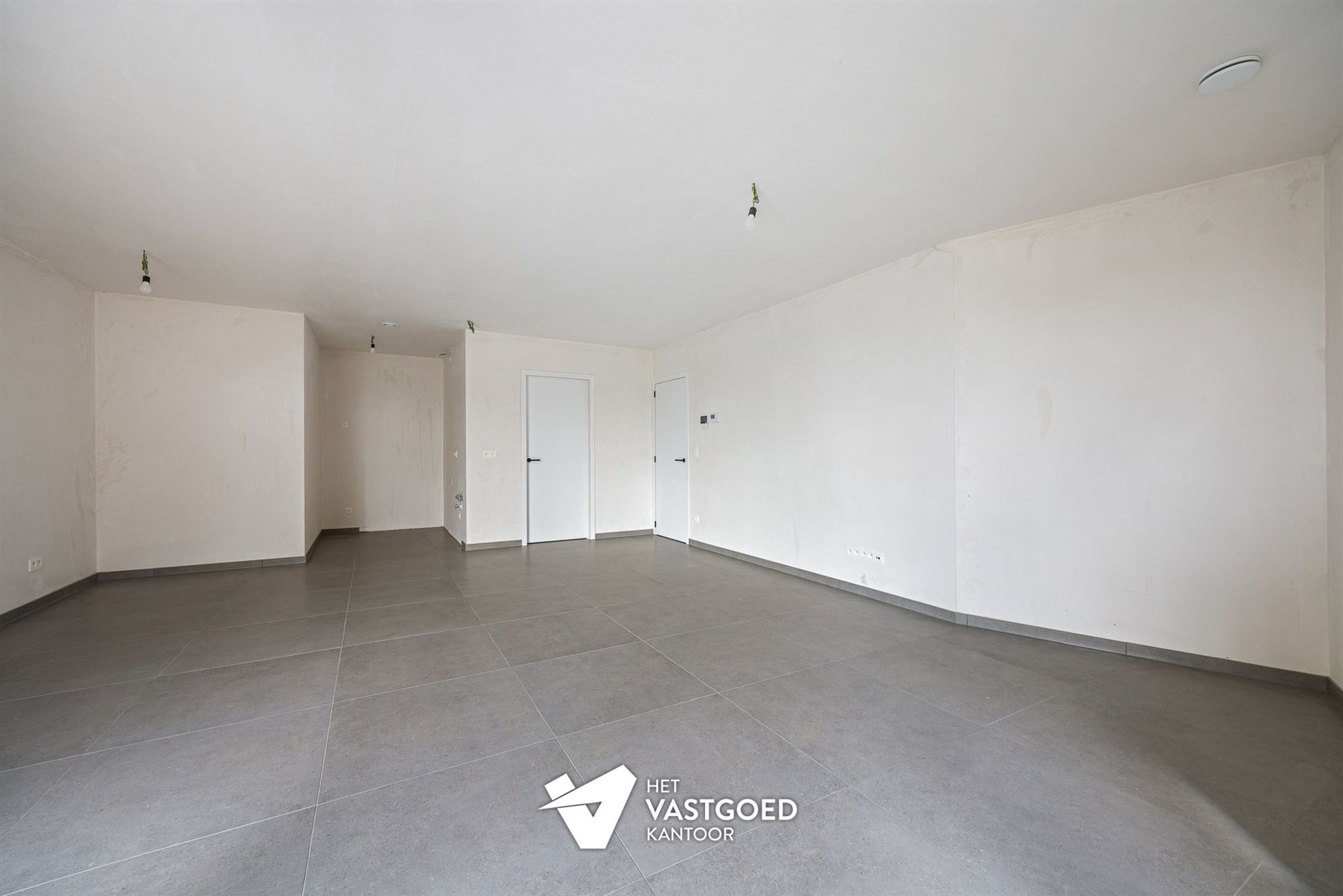 RUIM 1-SLAAPKAMERAPPARTEMENT MET AANGENAME BUITENRUIMTE - foto 5