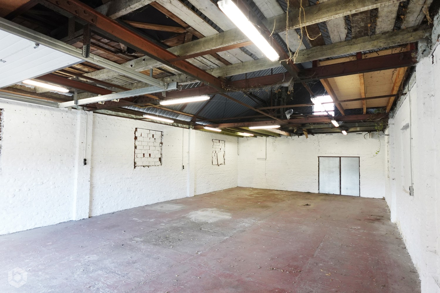 Magazijnruimte (+- 95 m²) op toplocatie - foto 5