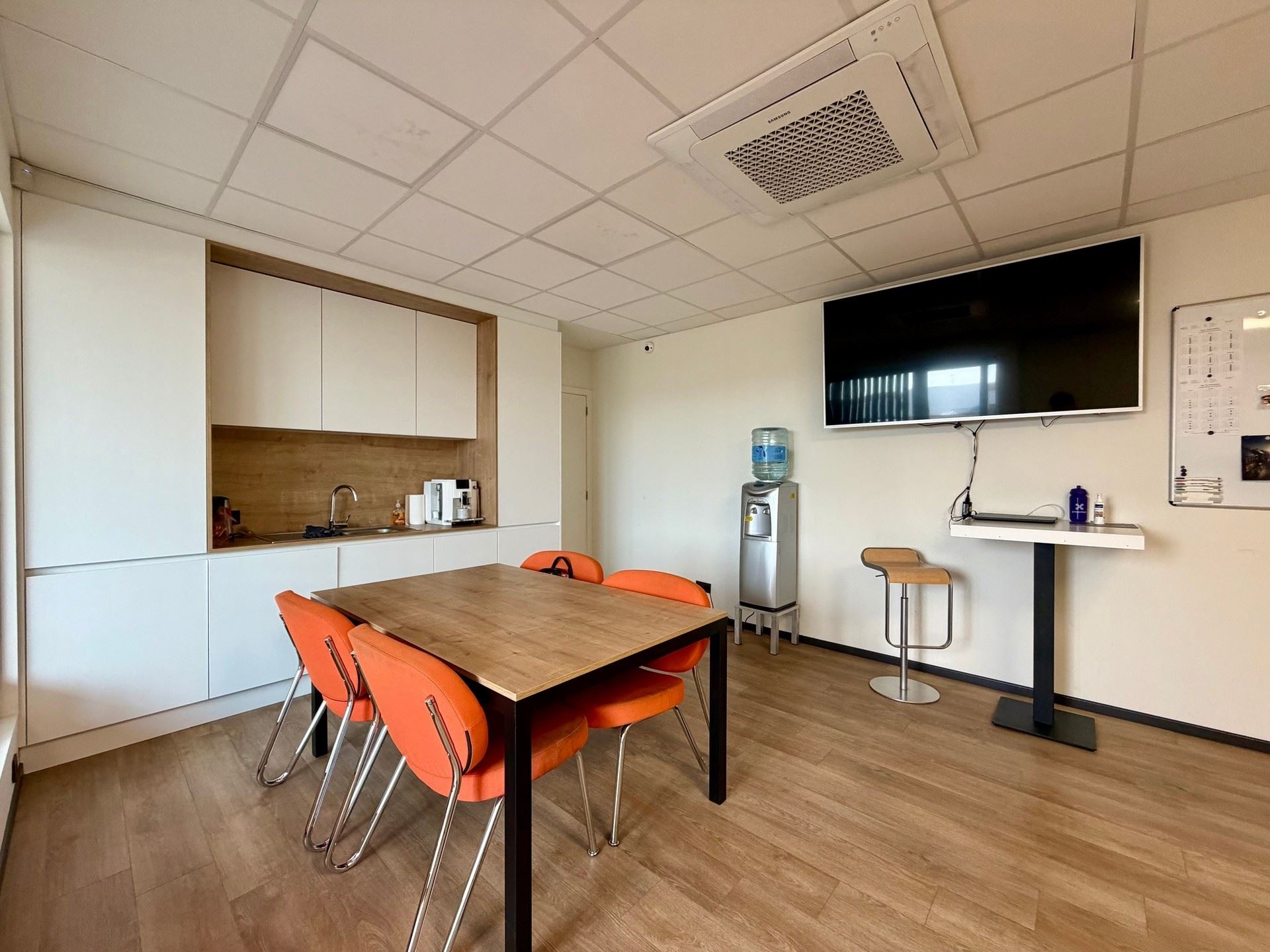 Commercial à vendre à Maasmechelen - photo 4