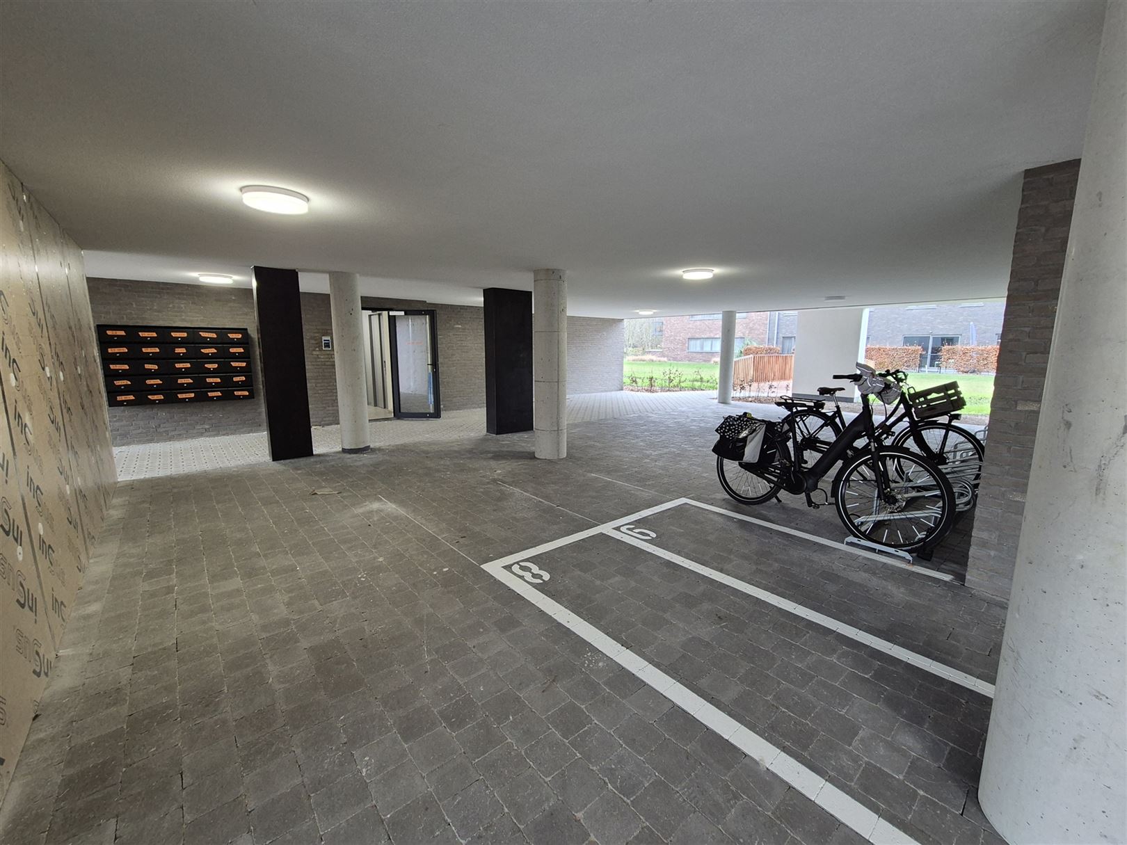 Prachtig nieuwbouwappartement gelegen te Oostakker  - foto 2