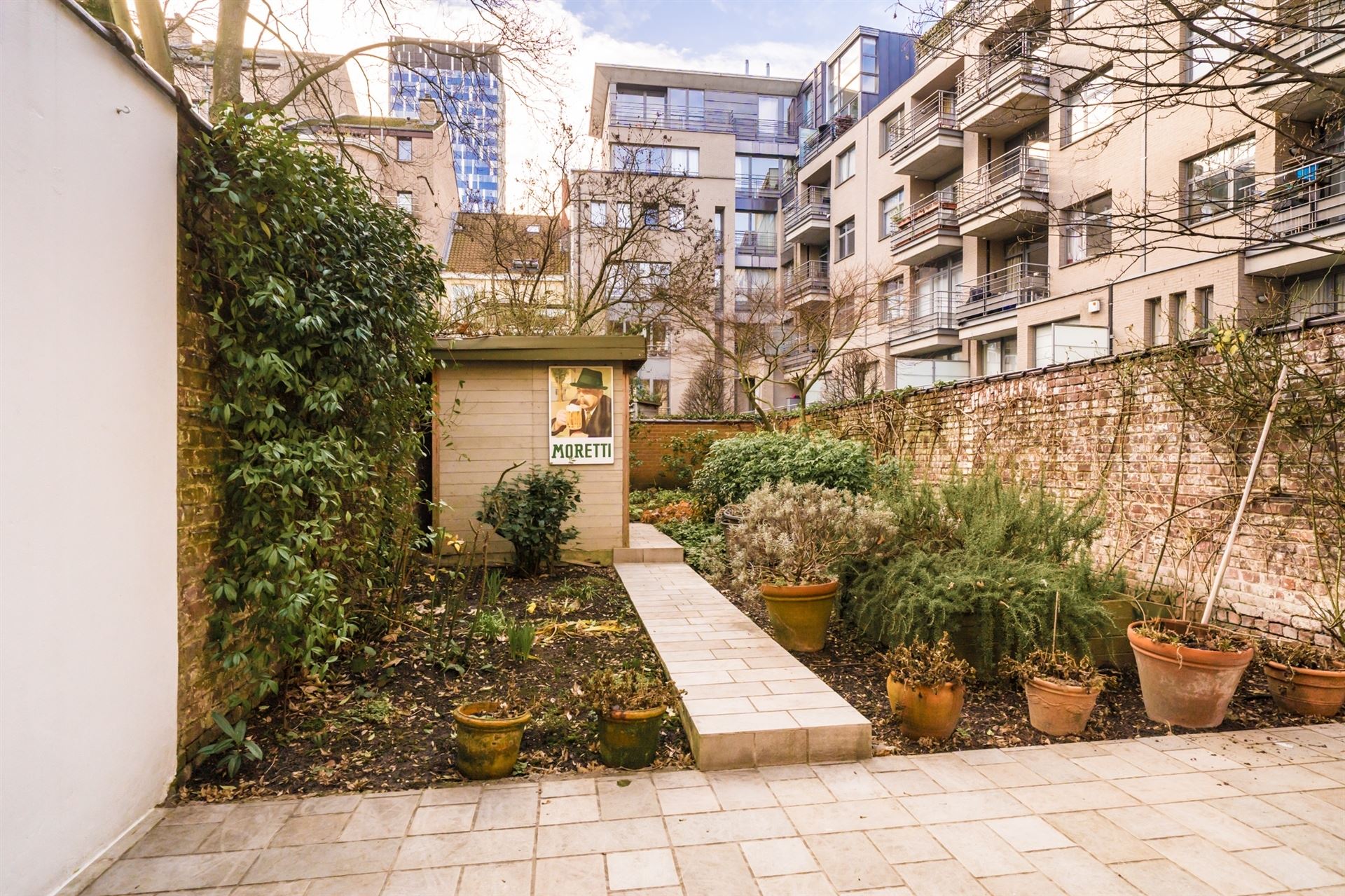 Exclusief opbrengst-eigendom met 3 erkende woon-eenheden op toplocatie nabij de Europese Commissie - foto 2