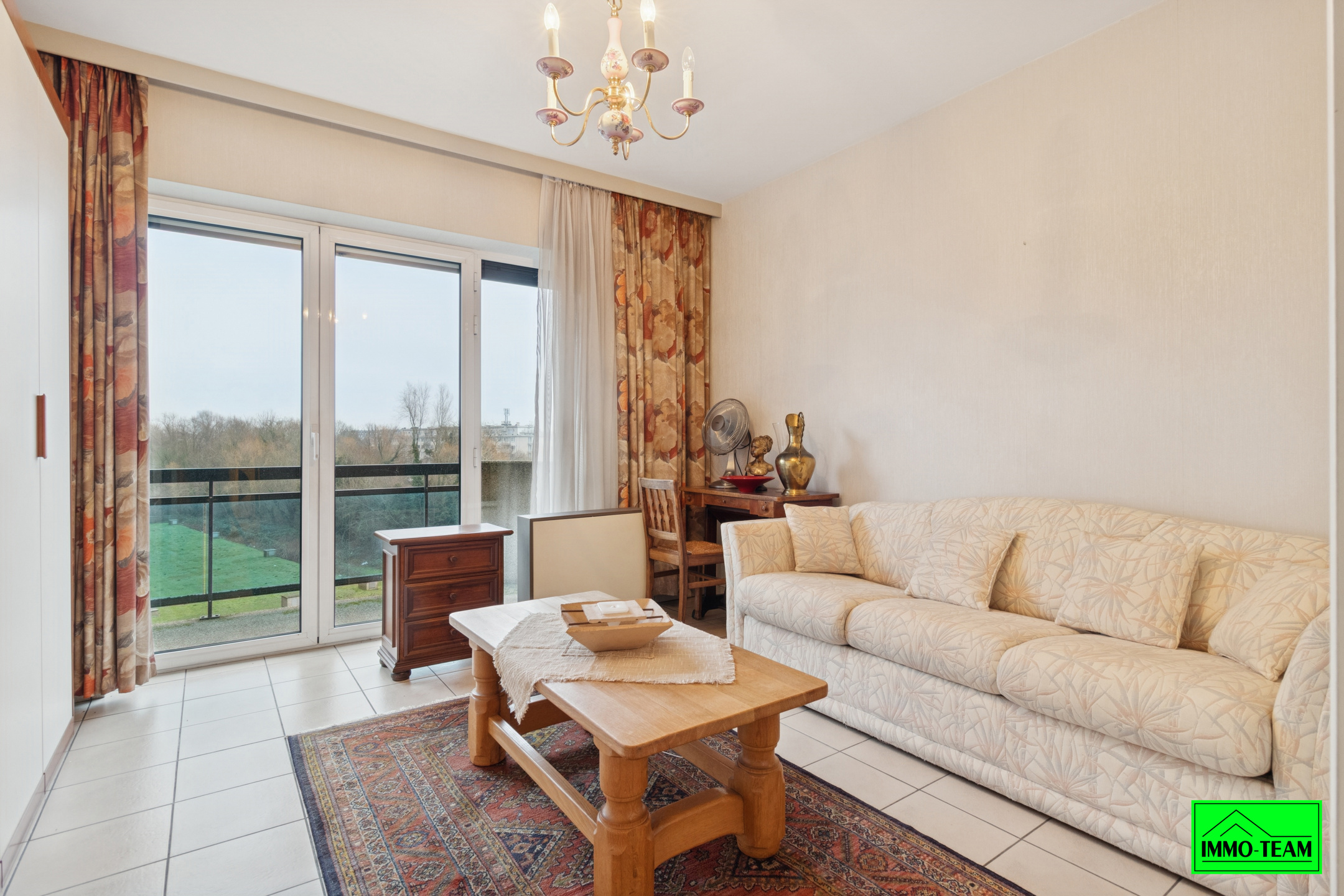 Aangenaam appartement met 2 slaapkamers en garage - foto 5