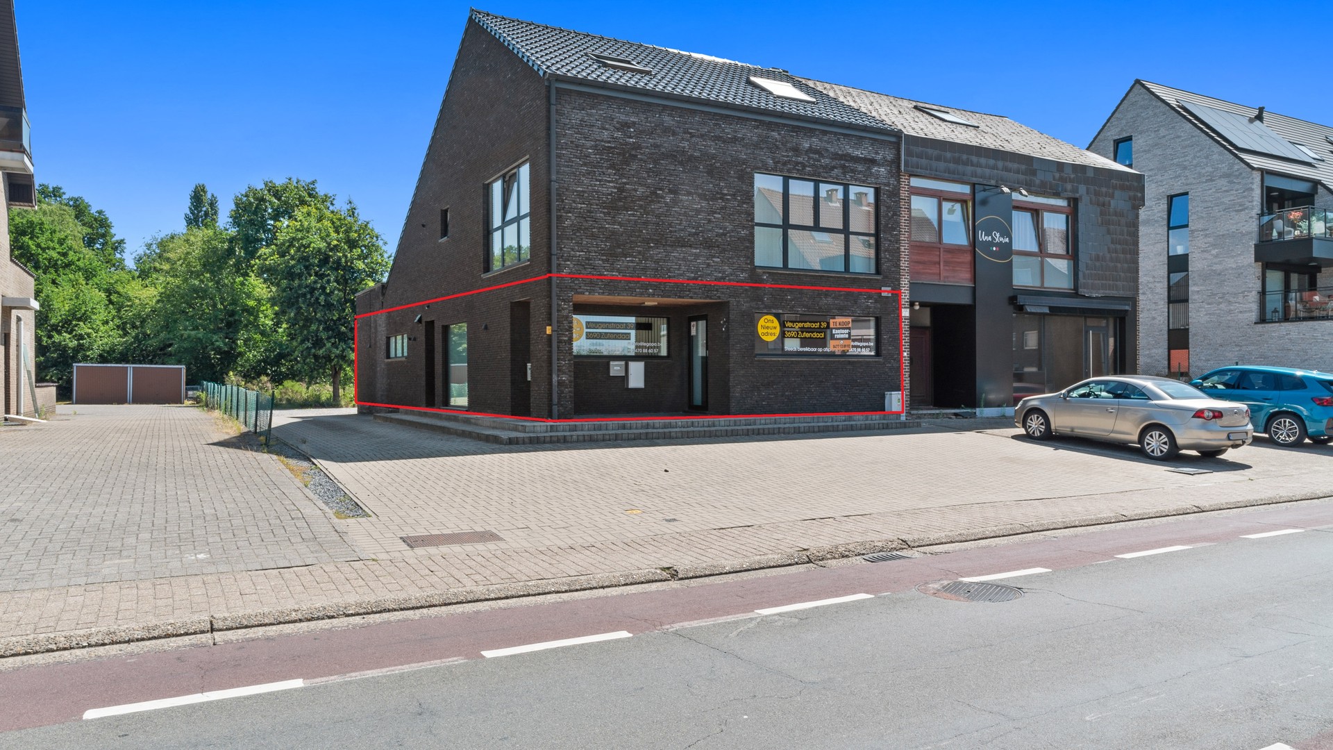 RECENTE, GELIJKVLOERSE KANTOOR-/PRAKTIJKRUIMTE MET GOEDE ZICHTLOCATIE - foto 1