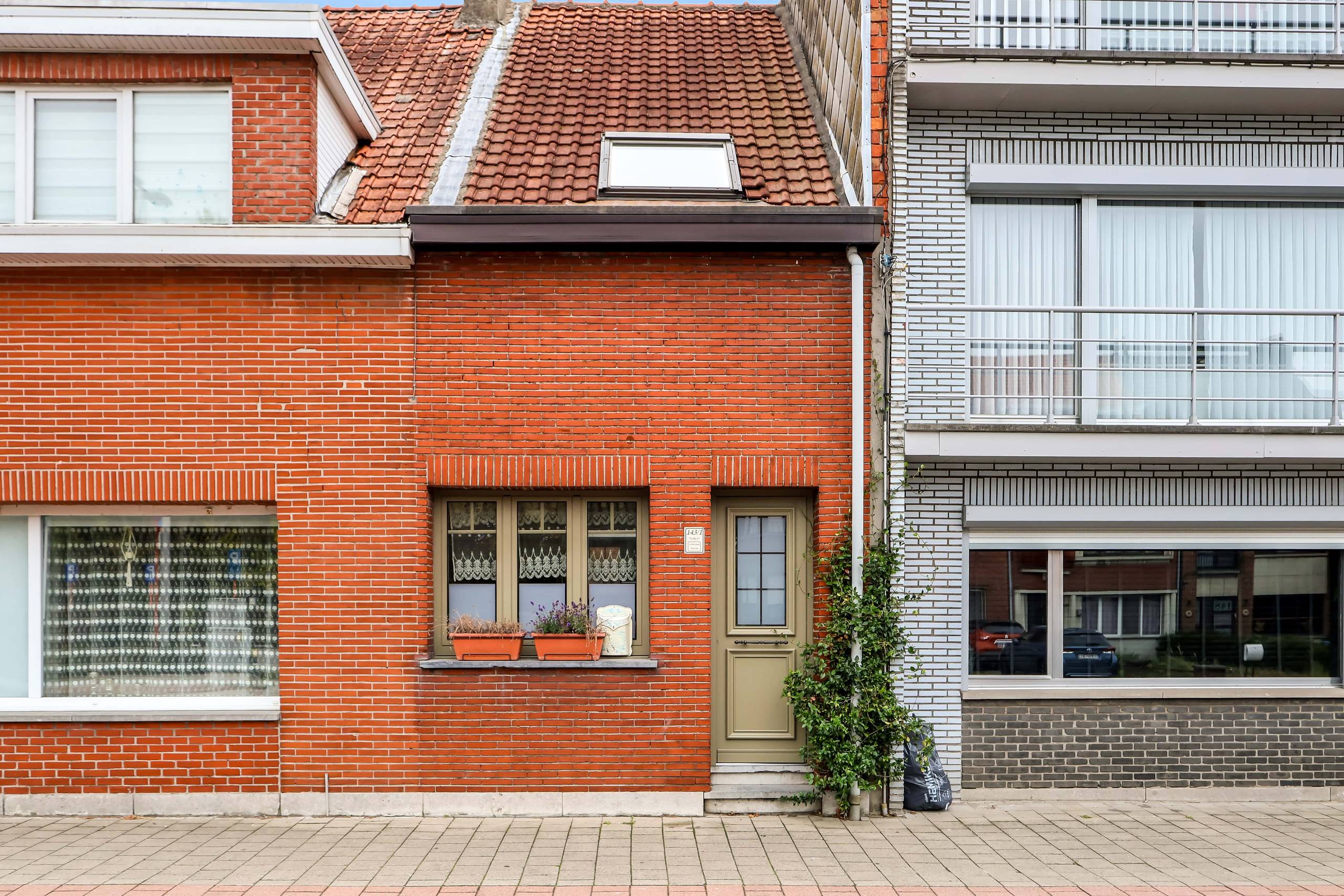 Huis te koop in Hemiksem met 2 slaapkamers - foto 1