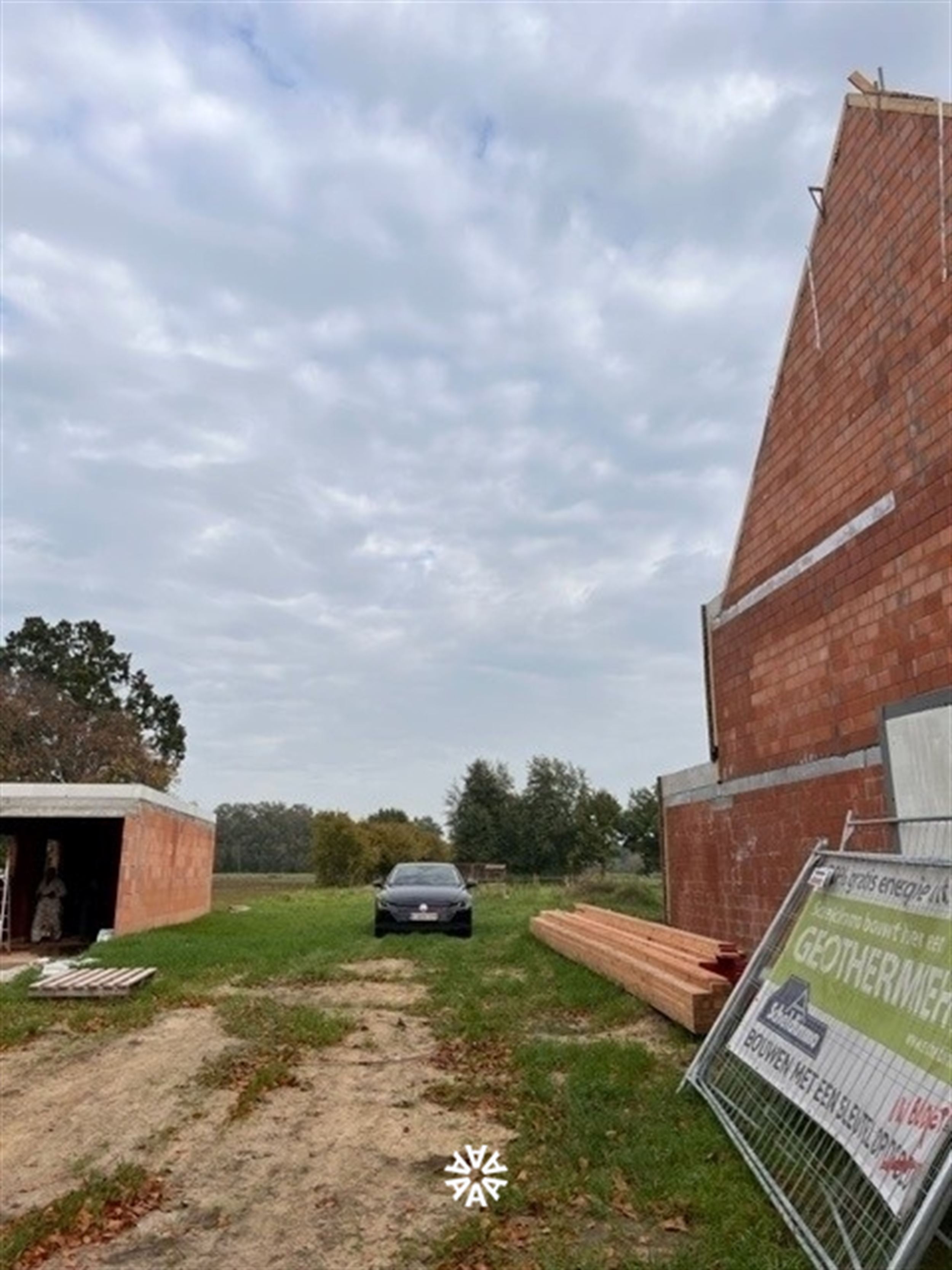 Uitstekend gelegen bouwgrond voor HOB in Waasmunster - foto 4