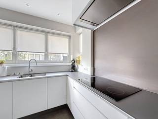 In de Konijnstraat te Sint-Idesbald vinden we deze woning met 3 slaapkamers, 2 badakamers, oprit en een tuin. Het huis ligt op wandelafstand van...