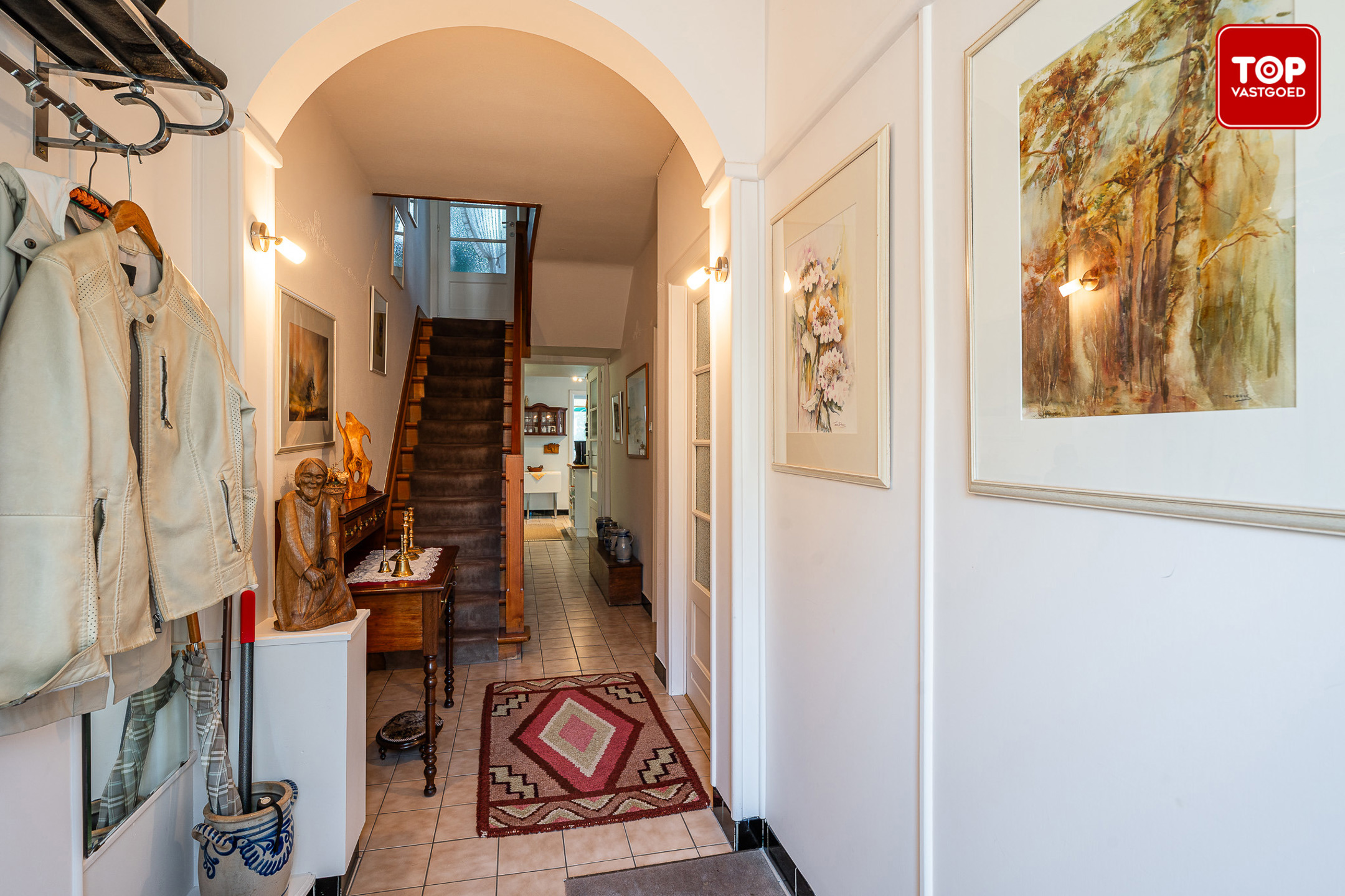 Instapklare woning met leuke tuin op gunstige locatie.  - foto 3