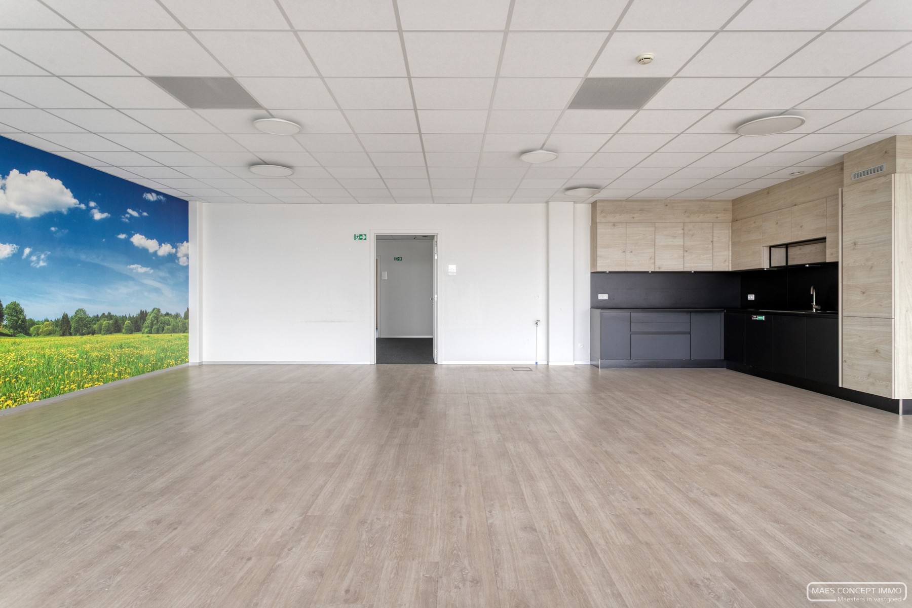 Kantoorruimte 251 m2 te koop vlakbij bij E17 te Zwevegem - foto 4