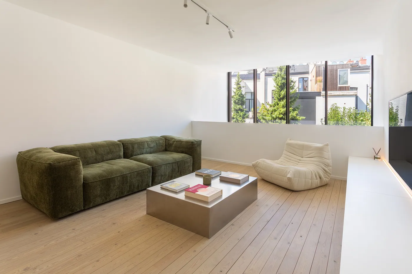Prachtig gerenoveerde woning met tuin en garage - foto 5