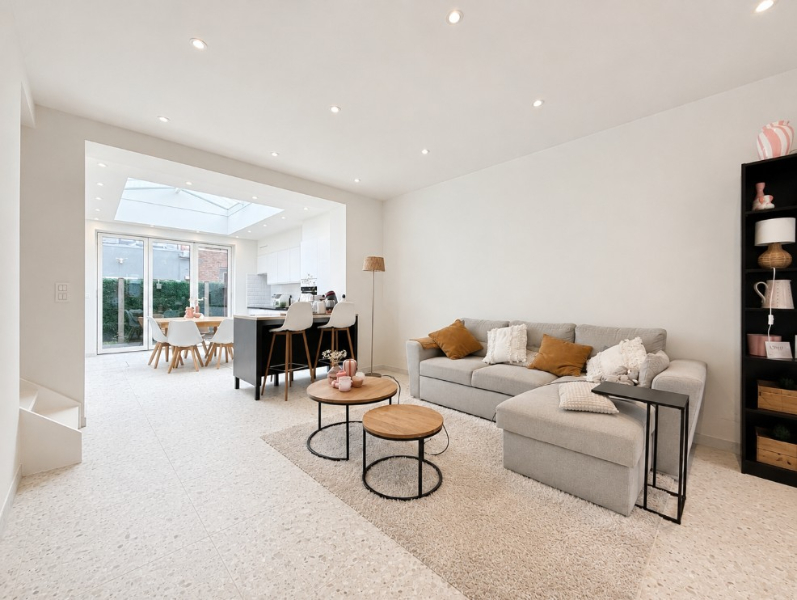 Totaal gerenoveerde woning met zonnig terras nabij UZ Gent - photo 4