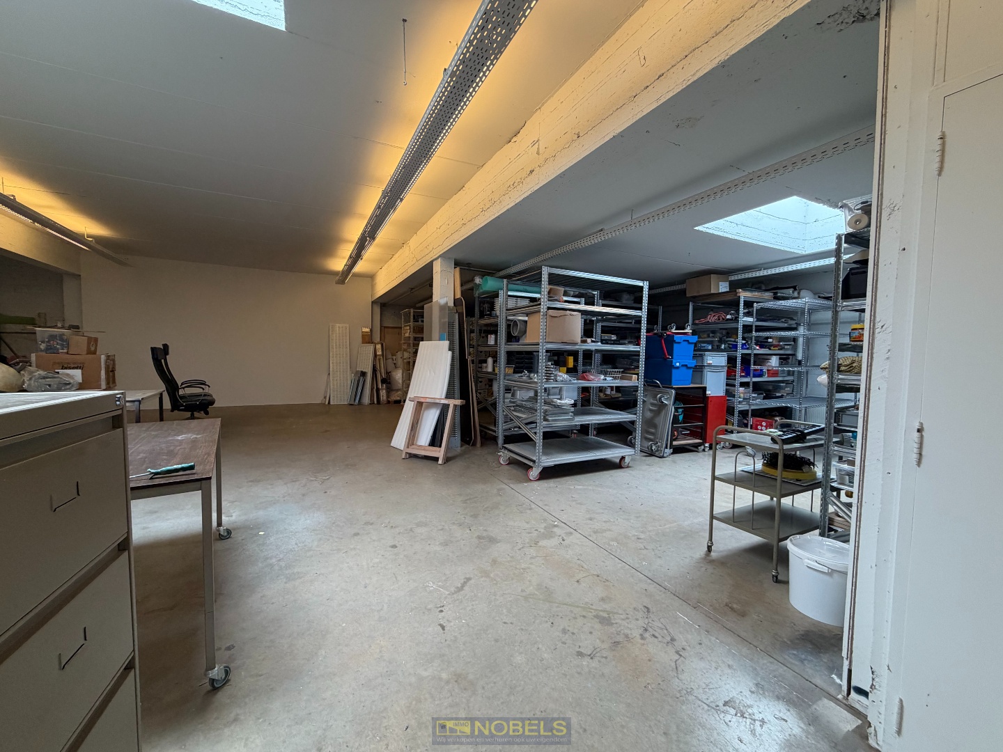 Strategisch gelegen magazijn / atelier / showroom in centrum Aalst - foto 4