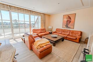 Prachtige duplex met 2 slaapkamers en panoramisch zicht over het ZouteOntdek deze stijlvolle duplex gelegen in de charmante en goed onderhouden...