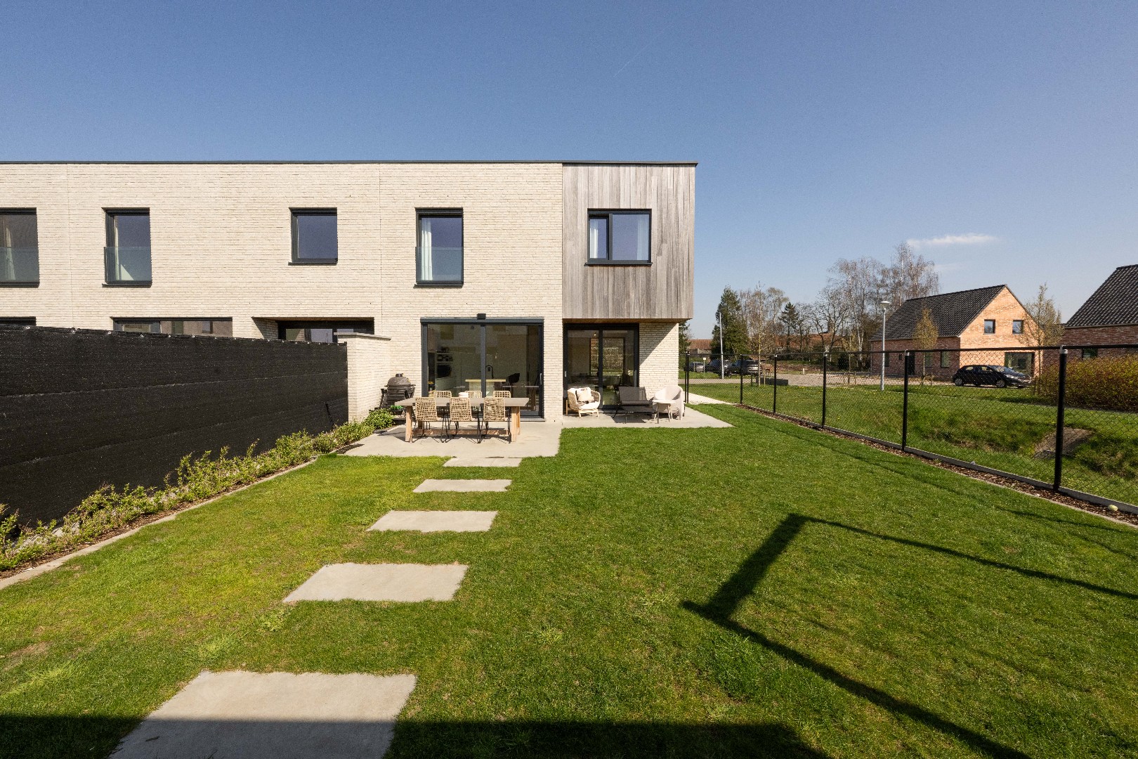 ENERGIEZUINIGE GEZINSWONING MET 4 SLKPS | BUREEL | AANGELEGDE TUIN - foto 3