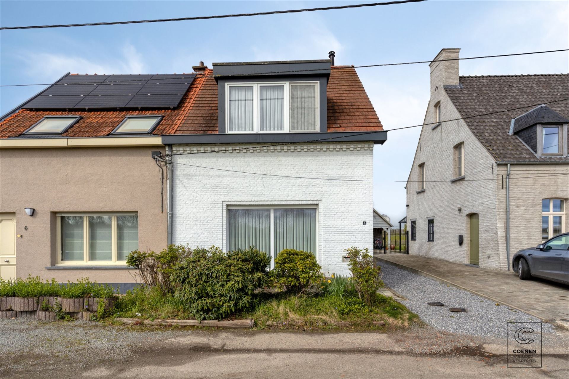 House to renovate with 2 bedrooms on prime location in Lier - photo 2