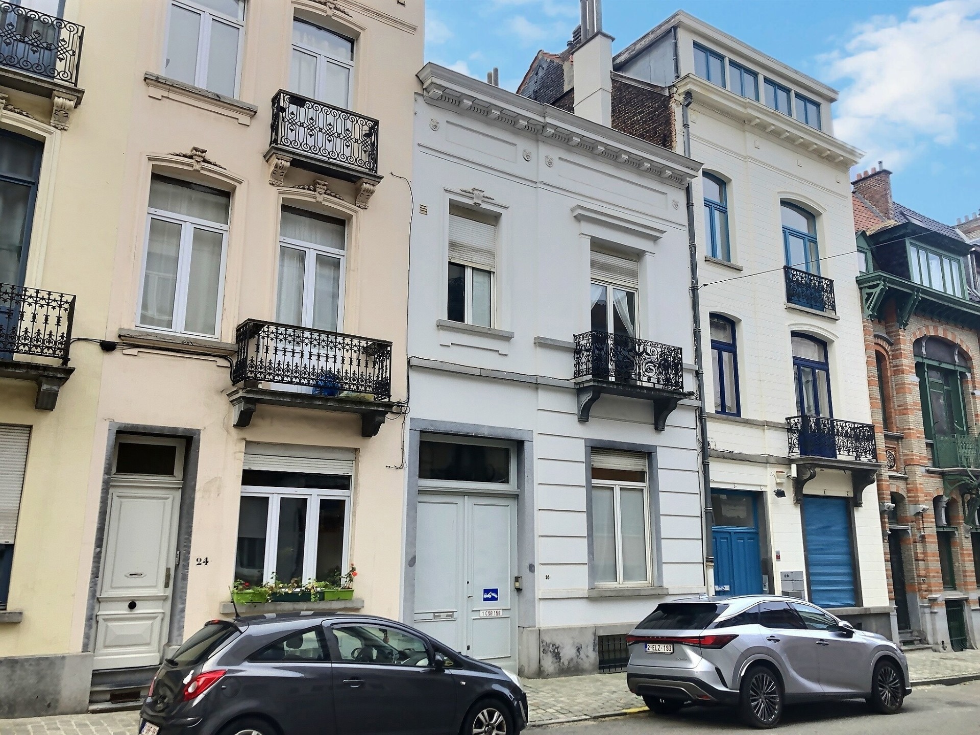 Huis te koop in Brussel met 4 slaapkamers - foto 1