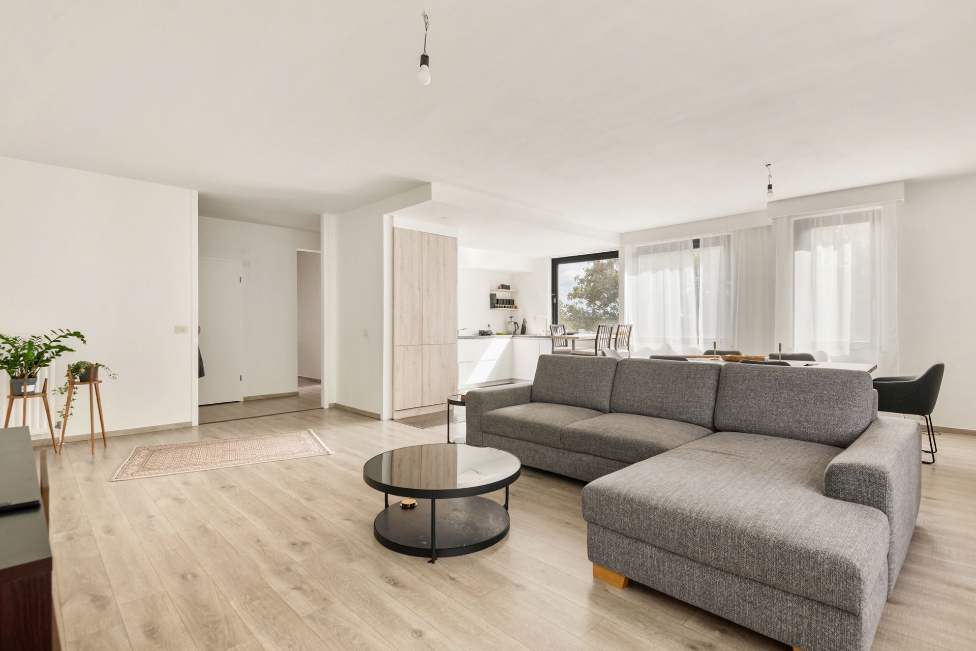 Residentieel gelegen  app. met 3slk en 2bdk + P - foto 4