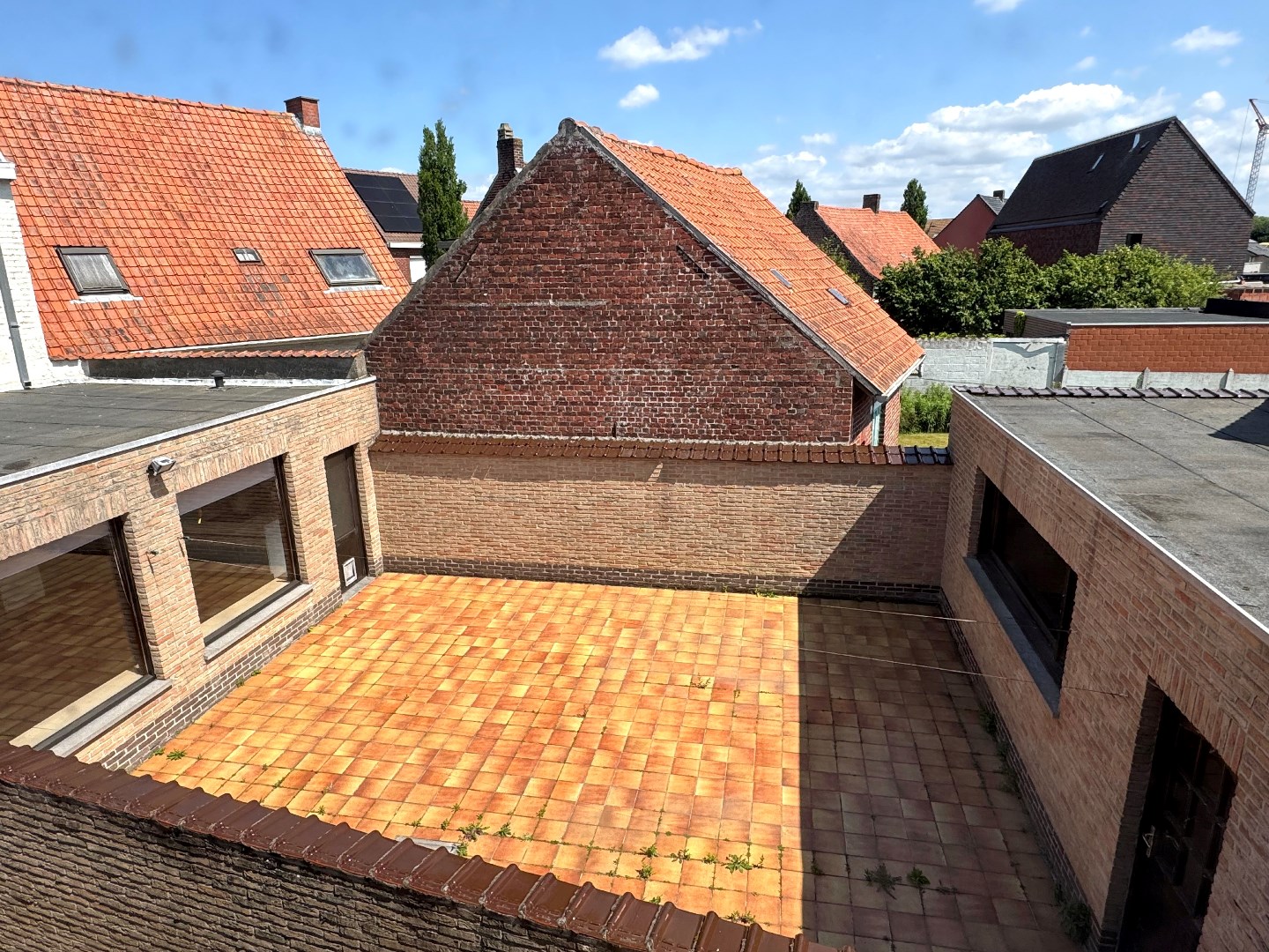 TE RENOVEREN WONING MET 3 SLPKS, GARAGE EN TERRAS - foto 4