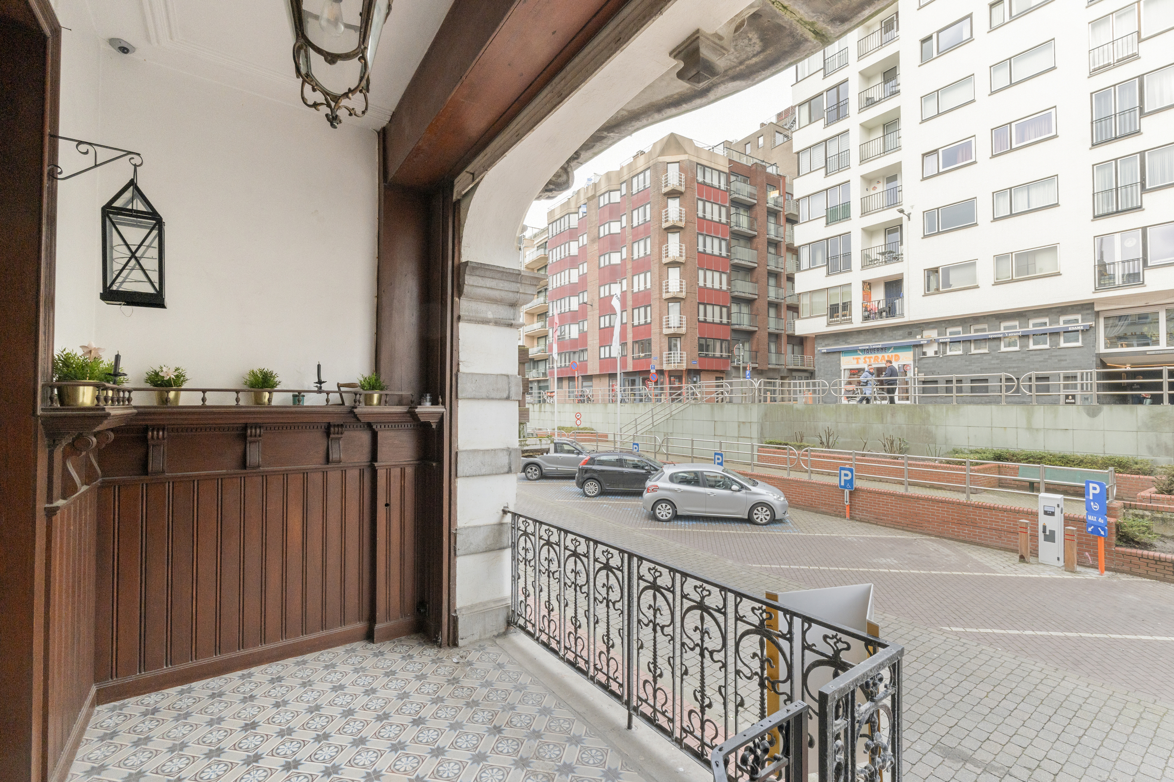 Luxueus herenhuis vlakbij zee te koop in Blankenberge! - foto 4