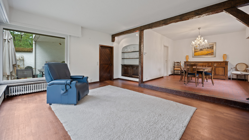 Karaktervolle villa van 325m² met 5 slaapkamers op 24 are - foto 4
