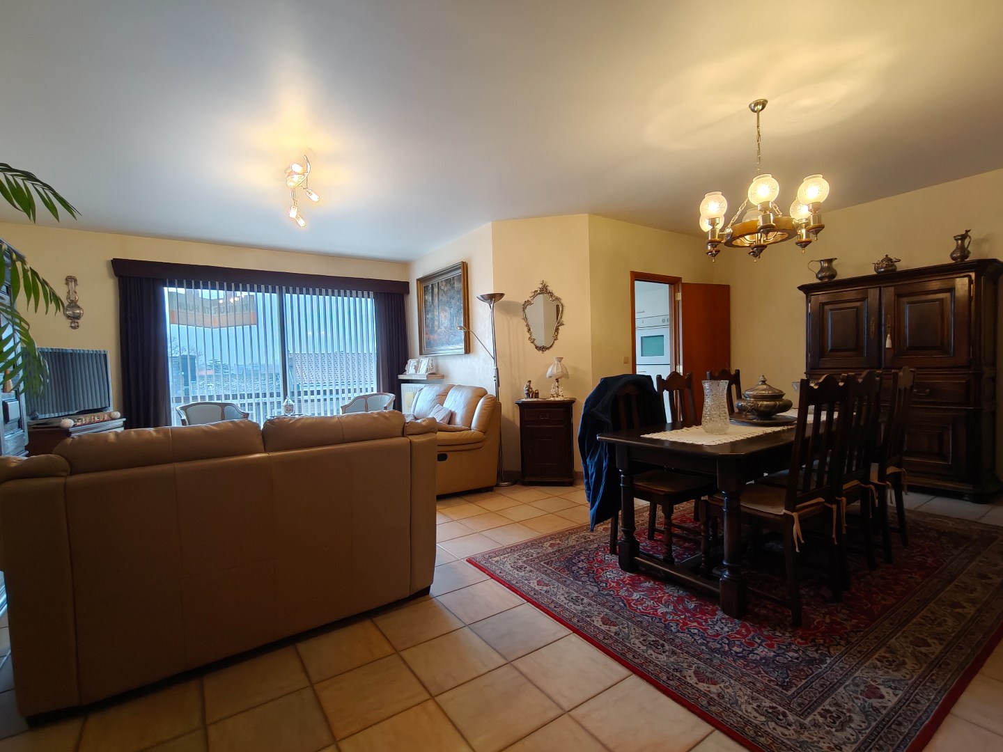 Ruim appartement met terras te Lokeren - foto 3