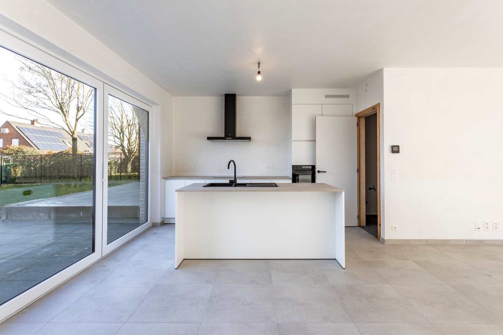 Moderne woning met 3 slaapkamers te Izegem. - foto 2