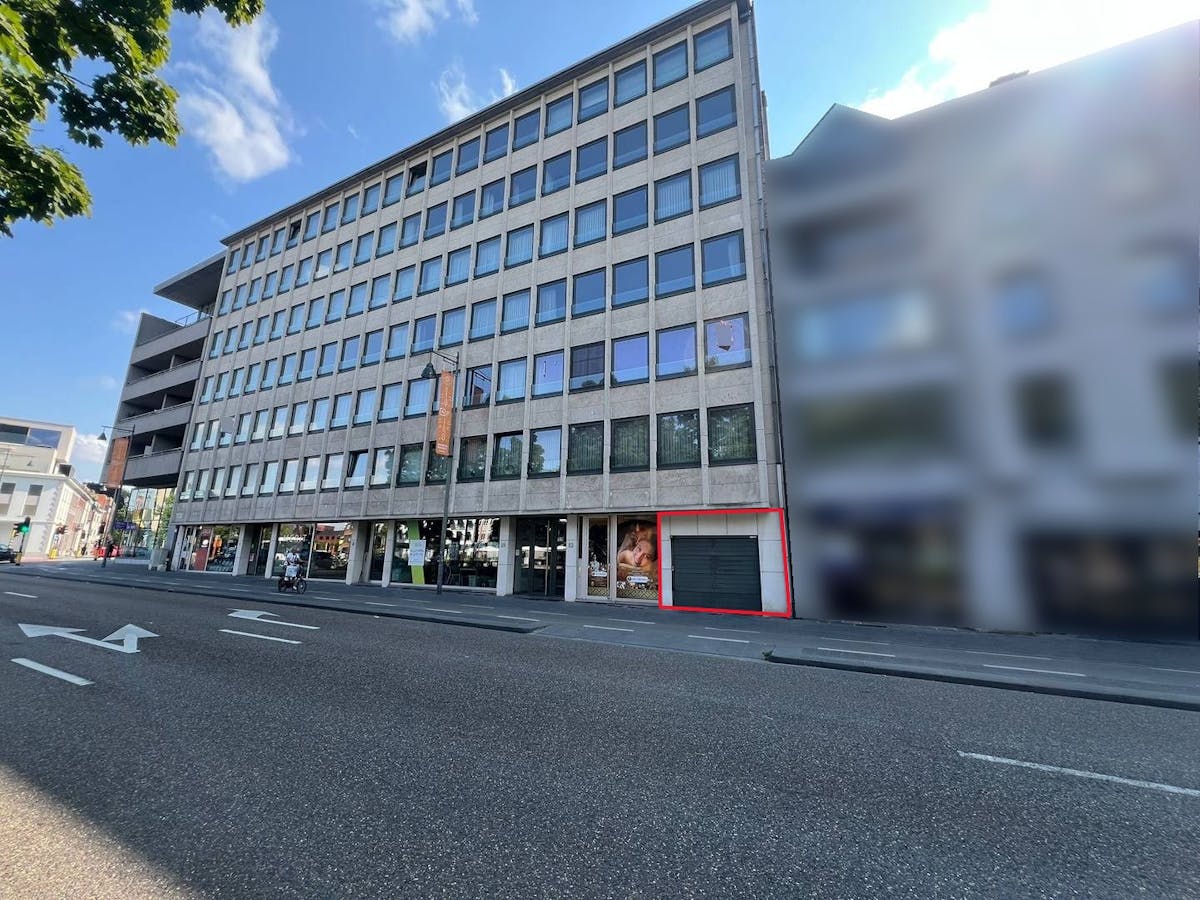 Ondergrondse autostaanplaats te huur in centrum Hasselt. - foto 2