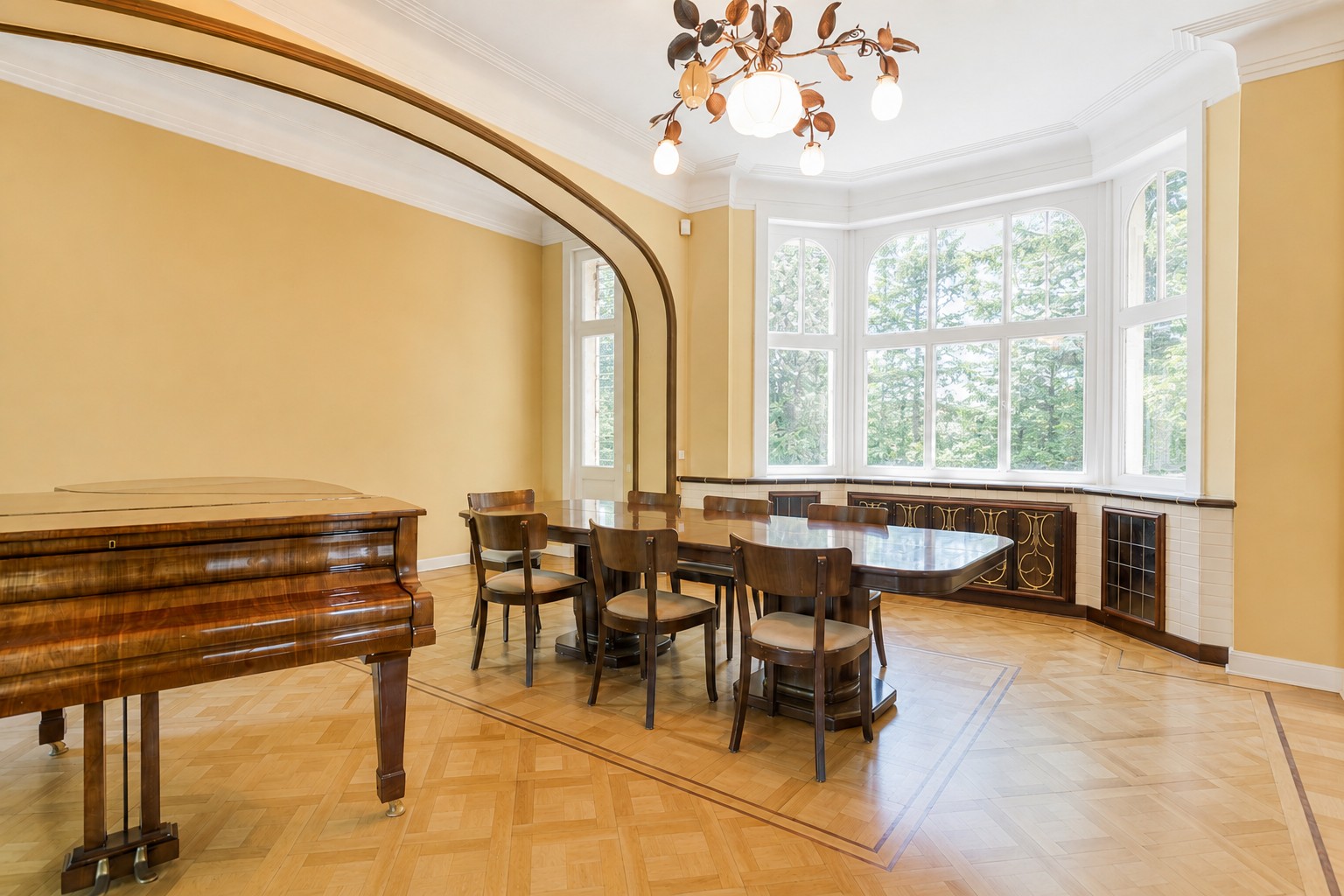 Exclusieve villa met 7 slaapkamers en schitterende tuin op toplocatie - foto 4