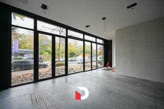 Commercial à vendre à Bruges