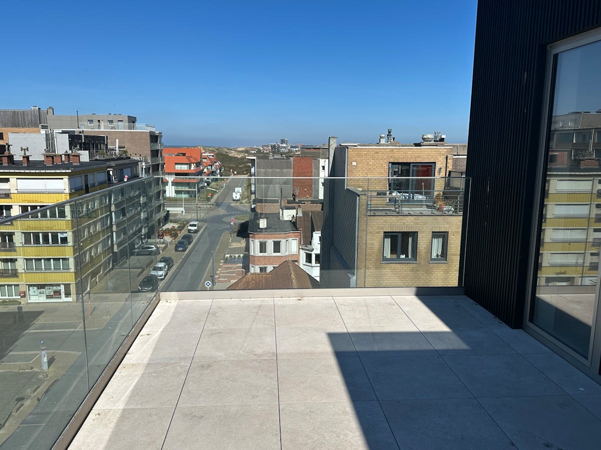 Exclusieve penthouse met 3 slaapkamers en frontaal zeezicht! - foto 5