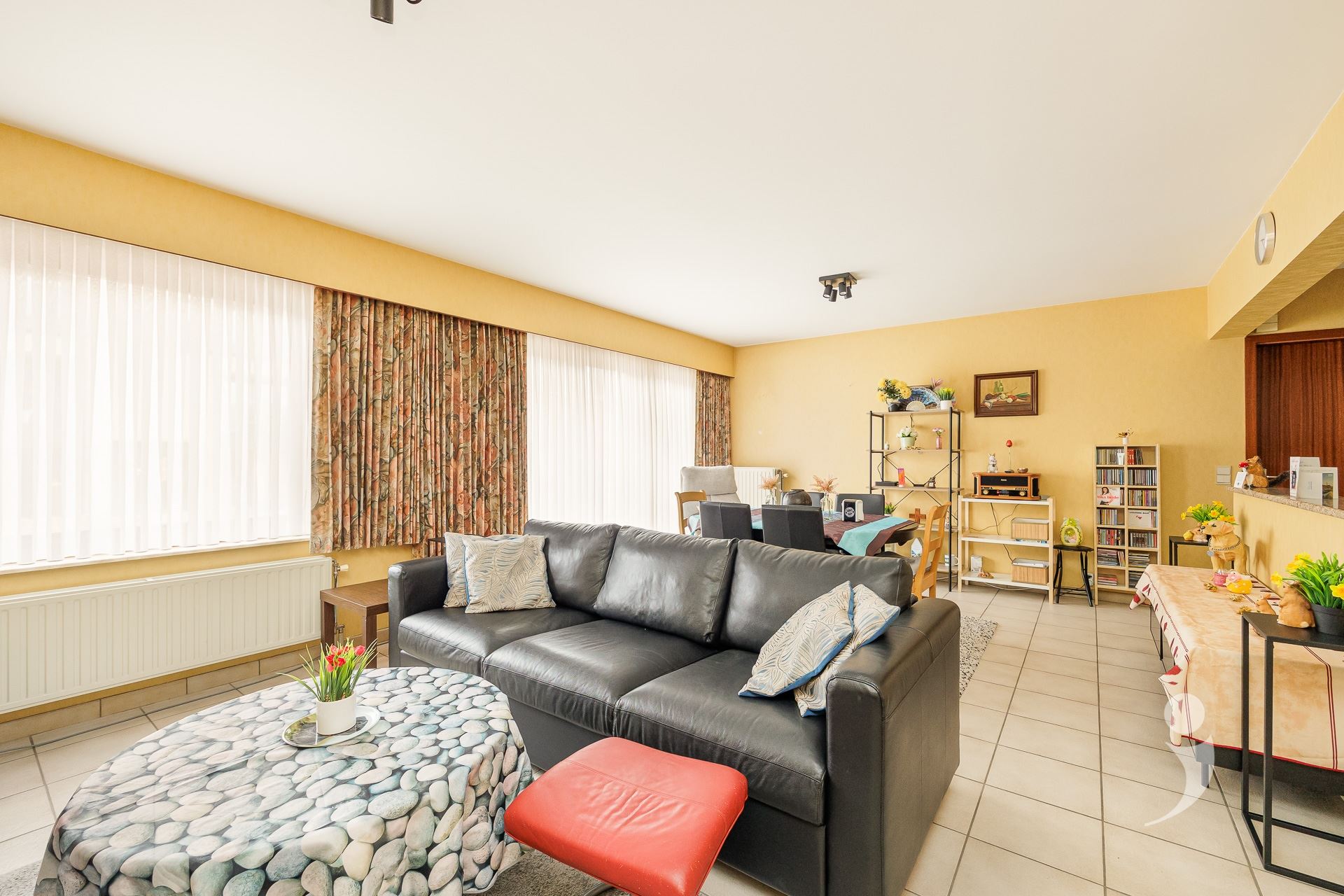 Appartement met 2 ruime slaapkamers en garagebox - foto 5