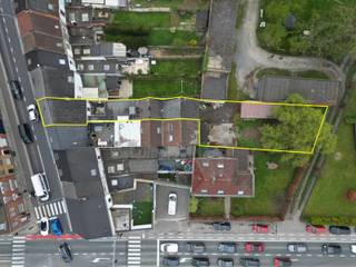 Dit renovatieproject op een perceel van 520m² is toegankelijk vanop zowel de Oudenaardsestraat als de Astridlaan en heeft een perceeldiepte van...