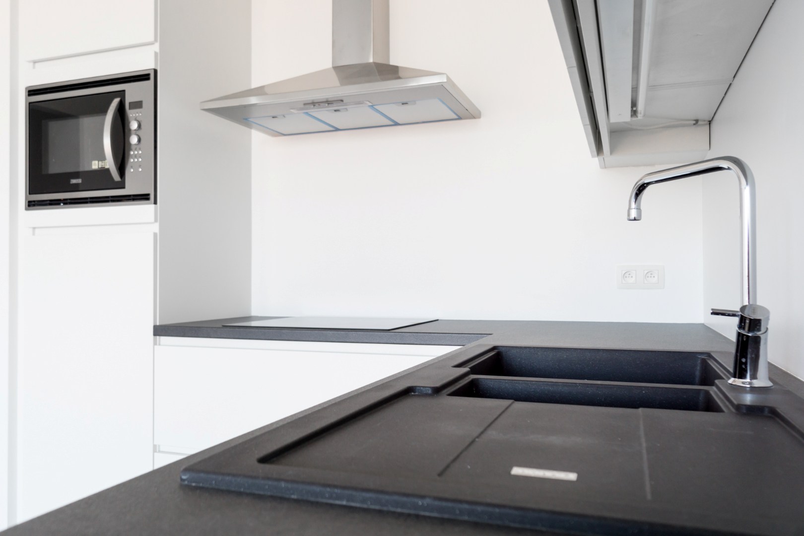 Energie-zuinige nieuwbouw met terras en parking! - foto 4