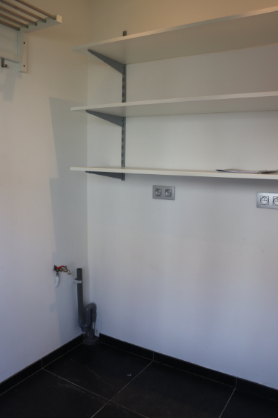 Woning met 3 SLK en tuin met uitwegenis - foto 5
