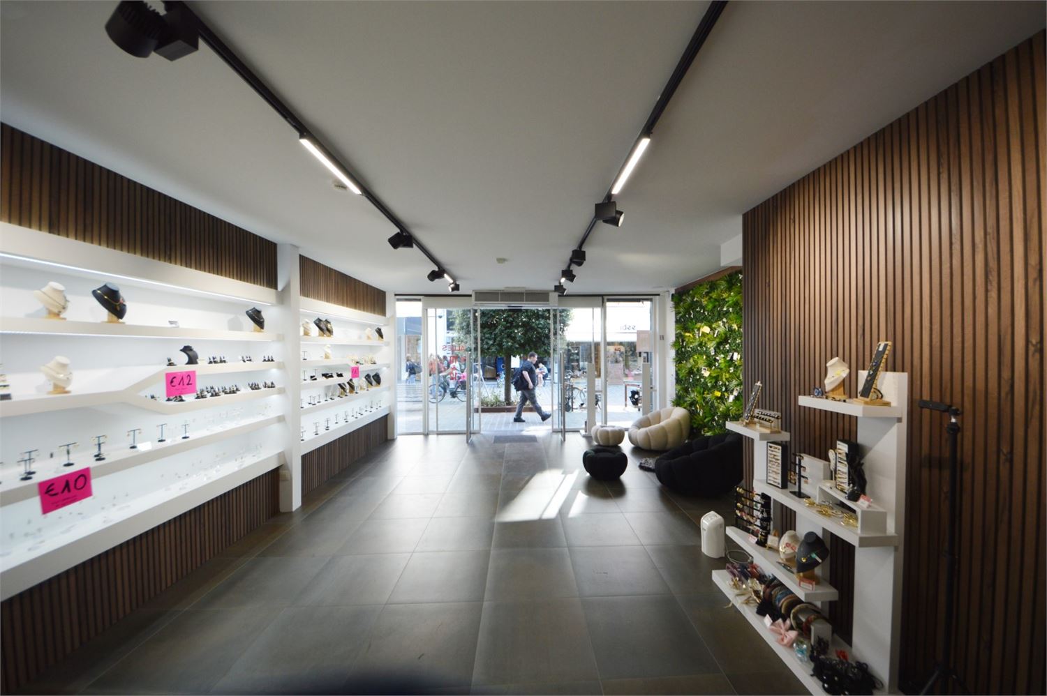 Commercial for rent in Aalst - photo 4