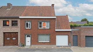 Deze woning biedt met een bruikbare vloeroppervlakte van maar liefst 307m² (volgens het EPC-attest) en een perceel van 312m² een zee aan...