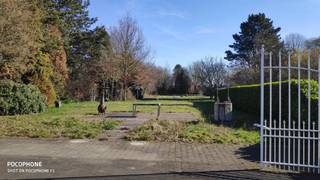 Prachtig gelegen perceel bouwgrond voor open bebouwing van 2.084m² verscholen in het groen !!!! Alle info ten kantore.