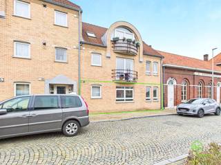 Te midden in Brustem vinden we dit instapklaar appartement op de gelijkvloerse verdieping van een goed onderhouden residentie. Betreden doen we in de...