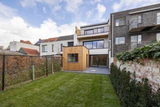 INSTAPKLAAR APPARTEMENT MET TERRAS (12 M²) IN BRASSCHAAT – WIJK KAARTInleidingIn de gegeerde wijk Kaart te Brasschaat bevindt zich dit volledig...