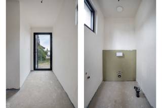 Vlakbij het stadscentrum is deze nieuwbouwwoning te koop, gelegen in een mooie woonbuurt op wandelafstand van het stadspark en het winkelcentrum T-Forum.<br /><br />De woning wordt Casco Plus opgeleverd. Dat wil zeggen: alle grote werken zijn al gebeurd, en jij werkt nog af naar eigen smaak. <br />De bewoonbare oppervlakte bedraagt 176m² + 30m² zolder.<br /><br />Reeds uitgevoerd en inbegrepen: <br />- volledige ruwbouw; <br />- pleisterwerken en chapewerken; <br />- vloer- en muurisolatie; <br />- aluminium ramen met thermoprofielen en energiezuinige beglazing; <br />- vloerverwarming met warmtepomp lucht/water (Vaillant); <br />- elektrische installatie afgewerkt; <br />- zonnepanelen voorzien; <br />- ventilatiesysteem aanwezig.<br /><br />Nog af te werken door de koper: <br />- vloerafwerking (tegels, parket, …); <br />- keuken; <br />- badkamer; <br />- binnendeuren en bezetting trap.<br /><br />Creëer op korte tijd een instapklare woning volledig volgens jouw stijl.<br /><br />Indeling gelijkvloers:<br />x je komt binnen in de inkomhal met toegang tot het gastentoilet; <br />x vooraan een extra ruimte voor bv. bureau, hobbykamer of speelruimte; <br />x ruime leefruimte die mooi aansluit op de open keuken; <br />x achteraan een groot schuifraam en buitendeur naar terras en tuin.<br />x naast de keuken is er een praktische wasplaats/berging.<br /><br />Verdieping: <br />x 3 ruime slaapkamers, <br />x technische ruimte met berging, <br />x badkamer voorzien voor bad, douche en toilet.<br /><br />Zolder: 30m² extra zolderruimte, ideaal voor stockage/berging. <br /><br />INTERESSE? Bel ons voor een bezichtiging op het nummer 012 23 00 23 of mail uw vragen aan roland@immo-leroi.be.