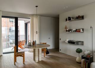 Luxueus afgewerkt appartement met terras op toplocatie aan de ScheldeOp een absolute topligging nabij de Schelde bevindt zich dit instapklare en...
