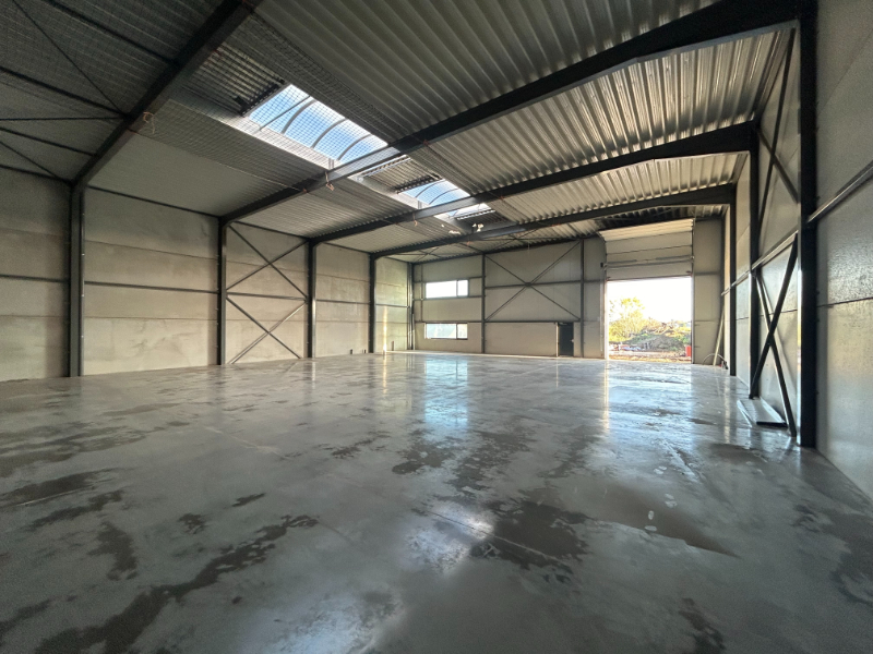 *** LAATSTE 2 *** nieuwbouw KMO-UNITS - oppervlakte 510m² - foto 1
