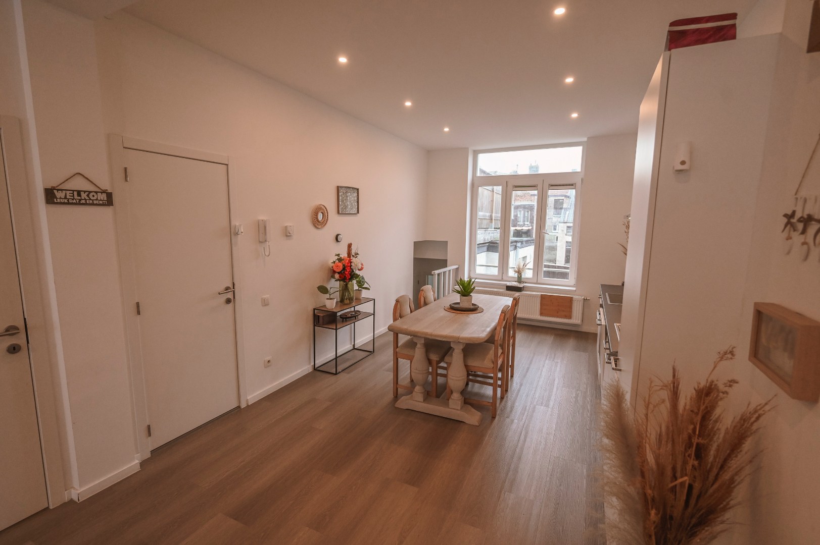 KNAP LICHTRIJK DUPLEX APPARTEMENT MET TERRAS NABIJ CENTRUM - foto 4