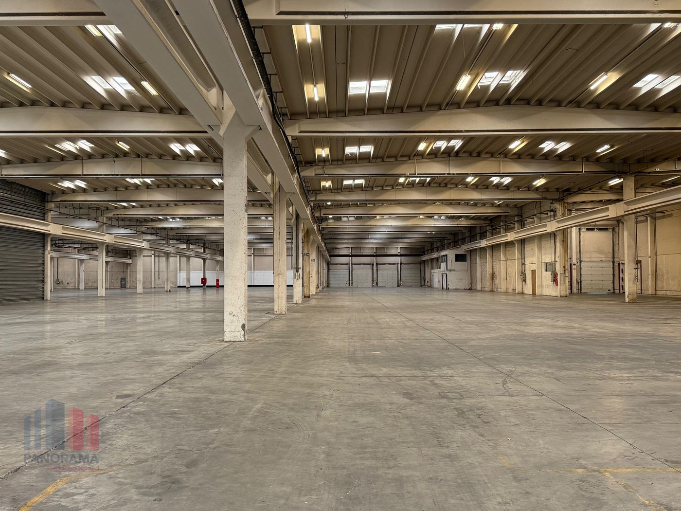Entrepôt logistique de 11.140 m² avec 116 m² de bureaux à louer à Boortmeerbeek - photo 2