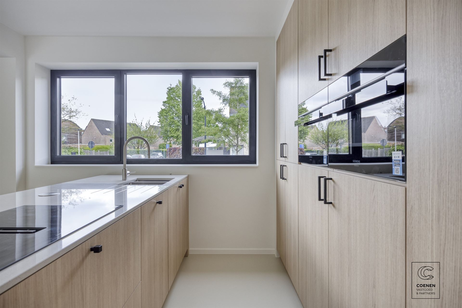 Volledig gerenoveerde woning van 230 m² met 5 slpk's! - foto 5