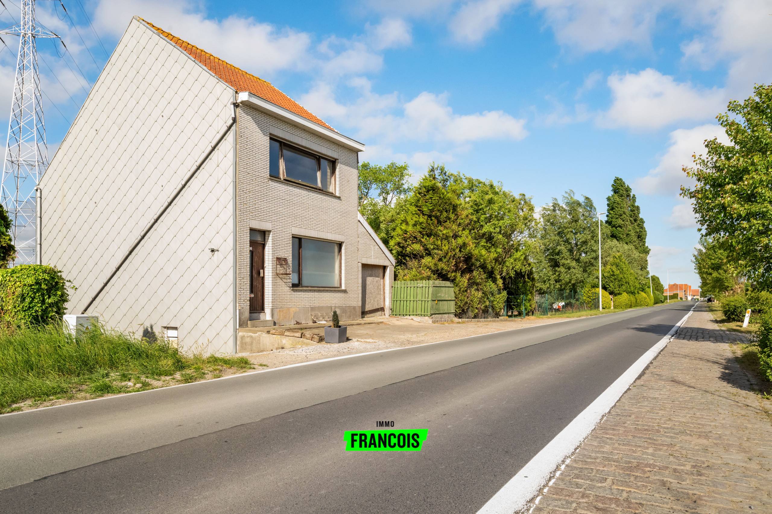 Renovatieproject op riant perceel van meer dan 3.700m² te koop te Bredene - foto 4