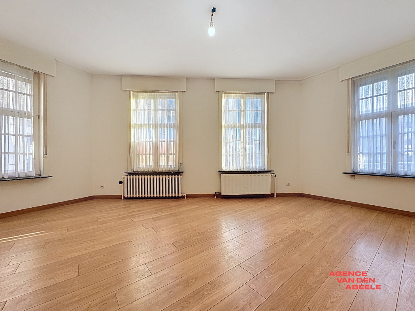 Gelijkvloers appartement vlakbij Sint-Annakwartier - foto 3