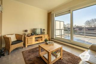 Dit appartement, met bouwjaar 2014, bevindt zich op de eerste verdieping van een verzorgde residentie en combineert comfort met een ideale...