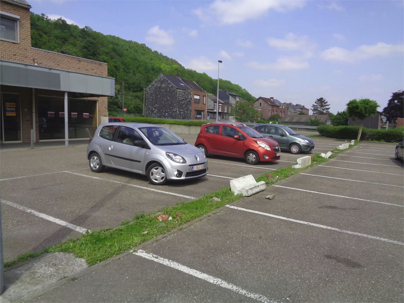 Commercial for rent in Flémalle - photo 2