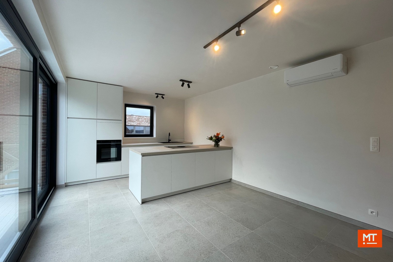 Nieuwbouwappartement te huur met 2 slaapkamers en garage - foto 4